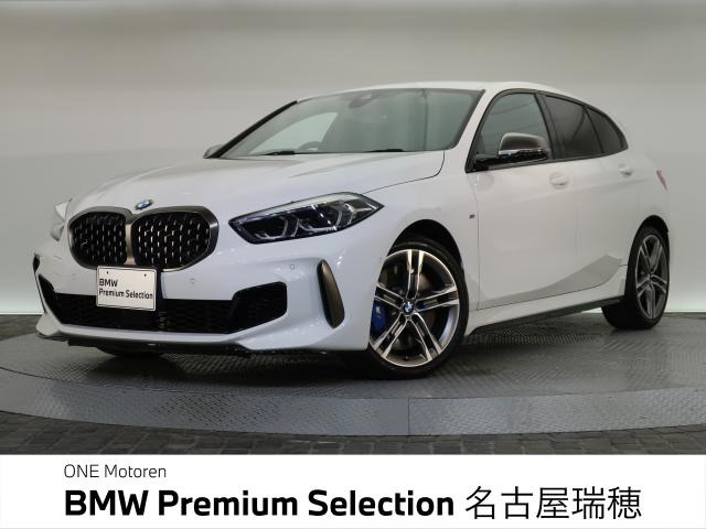 1シリーズM135i xドライブ 4WD
