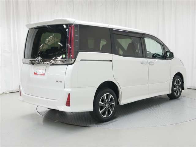 ノア2.0 Si W×B III 4WD