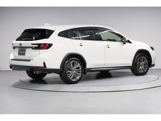 レヴォーグレイバック1.8 リミテッド EX 4WD