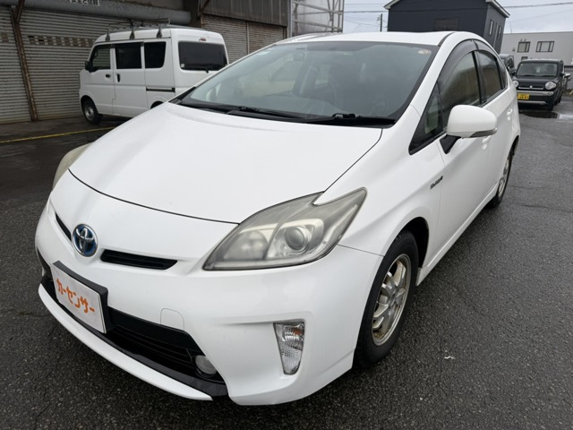 プリウス1.8 S