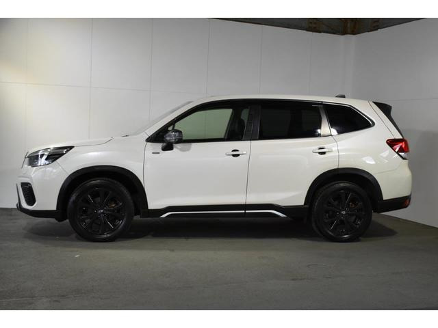 フォレスター1.8 スポーツ 4WD
