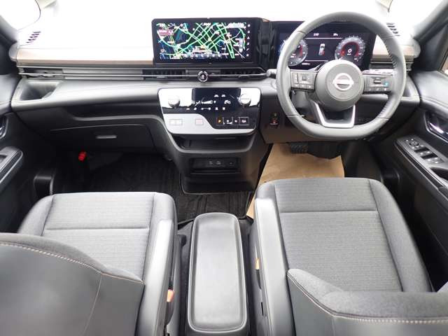 セレナ1.4 e-POWER ハイウェイスターV