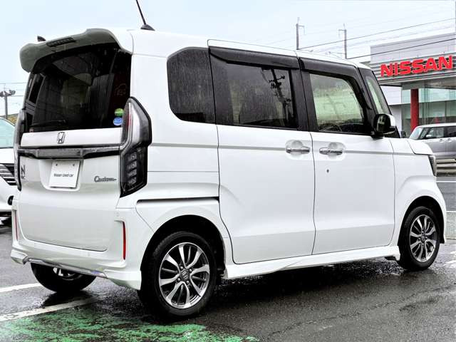 N-BOXカスタムL 4WD