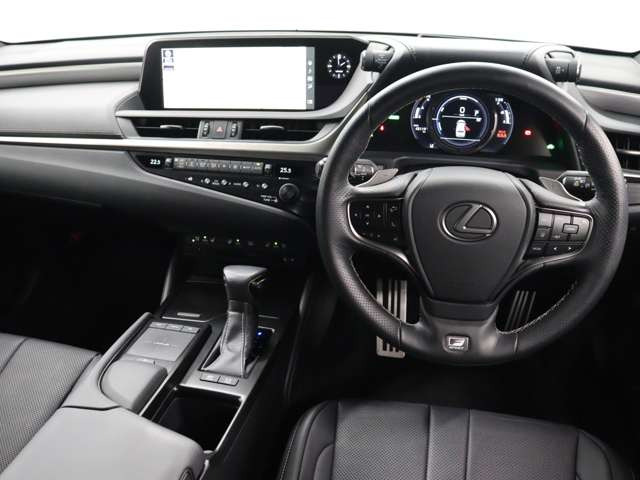 ES300h Fスポーツ