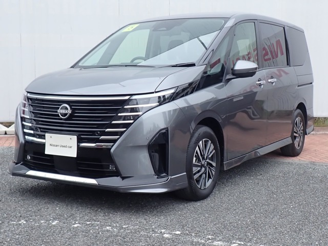 セレナ1.4 e-POWER ハイウェイスターV