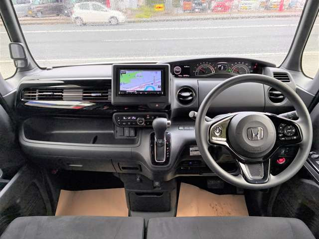N-BOXカスタムL 4WD