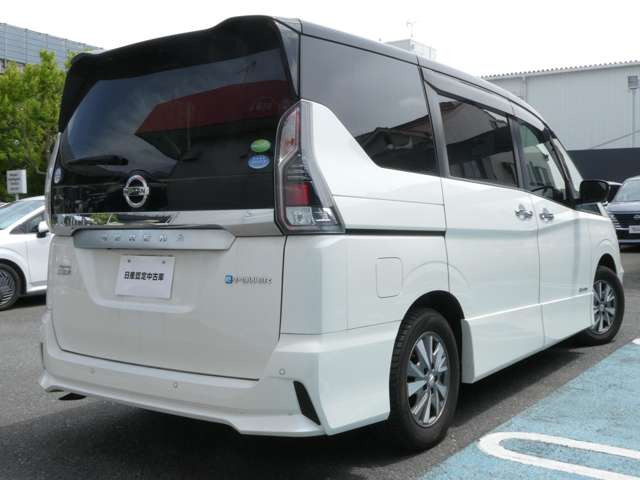 セレナ1.2 e-POWER ハイウェイスターV