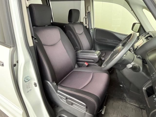 �^�]�Ȃ܂��ɂ͏\���ȃX�y�[�X������A�啿�ȕ��ł��������^�]���Ă�����������ł��B