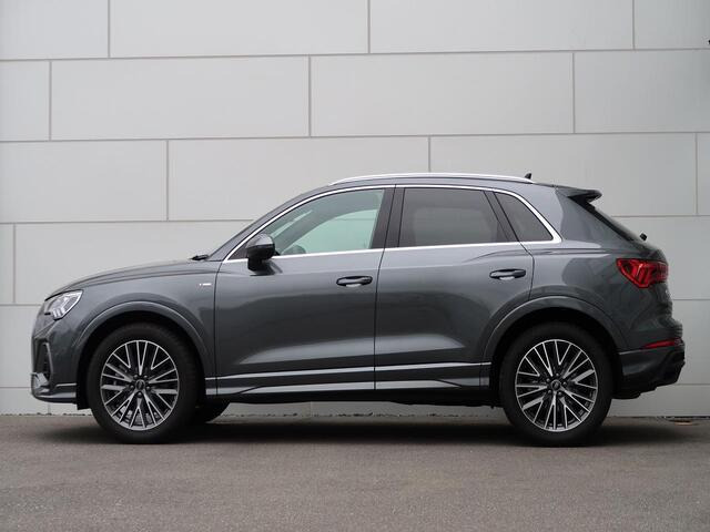 Q340 TDI クワトロ Sライン ディーゼル 4WD
