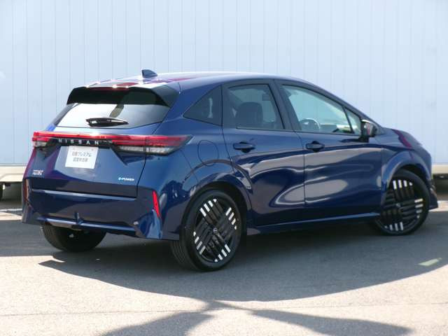 ノートオーラ1.2 G レザーエディション
