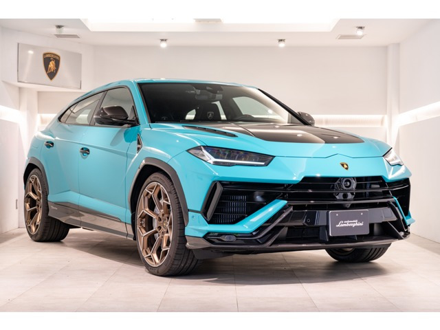 ウルスペルフォルマンテ 4WD