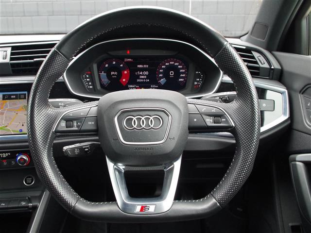 Q3スポーツバック35 TDI クワトロ Sライン ディーゼル 4WD
