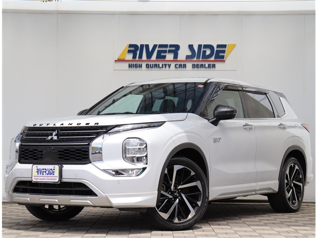 アウトランダーPHEV 2.4 P 4WD