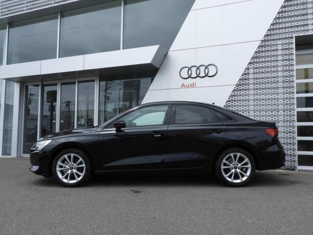 A3セダン30 TFSI アドバンスド