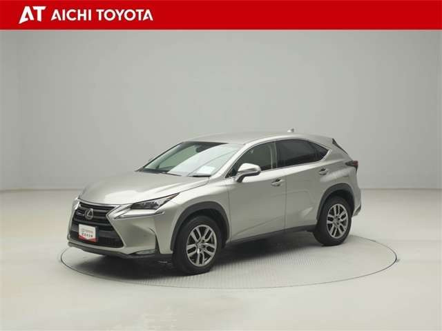 NX200t バージョンL
