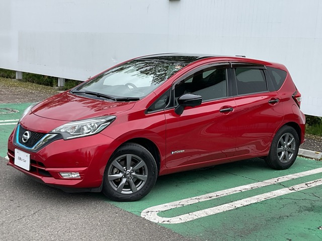 ノート1.2 e-POWER X ブラックアロー