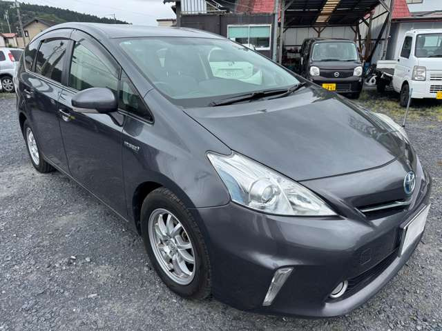 プリウスα1.8 S