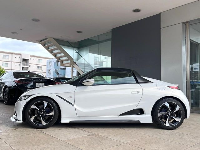 �������x�̃K���X�疌�ŝ����͂������A�㎿�ȃc���E����������B���O����_���J�����؂Ȉ��Ԃ�ی삵�A�F�����E�򉻂�h�~�B�u�e�X�v���b�V���R�[�g�v�A�u�e�v���~�b�T�R�[�g�v���炨�I�т��������܂��B