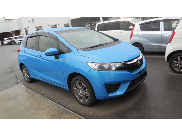 フィット1.5 ハイブリッド Lパッケージ 4WD