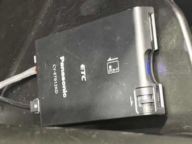 【ETC】高速道路の料金所をストレスなく通過!話題のスポットやサービスエリアに多い「スマートIC」利用時は必須のアイテムです。当店でセットアップを実施、ご納車当日からすぐにご利用いただけます!
