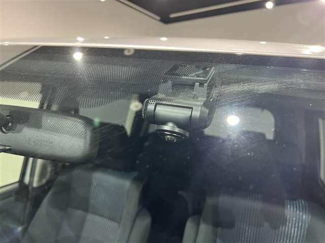 ヴォクシー2.0 ZS