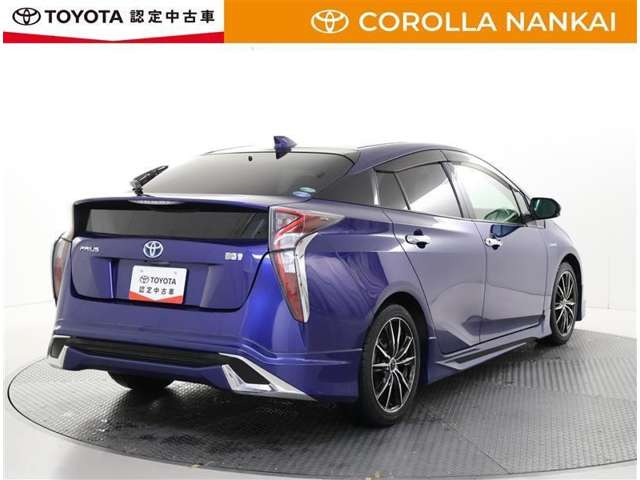 プリウス1.8 S