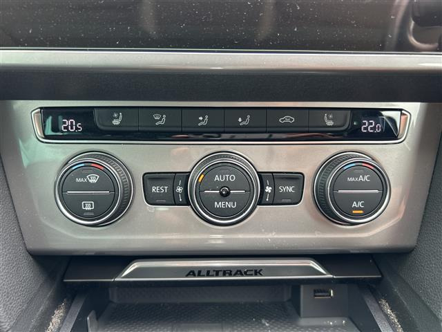 パサートオールトラックTDI 4モーション ディーゼル 4WD