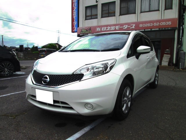 ノート1.2 X FOUR 4WD