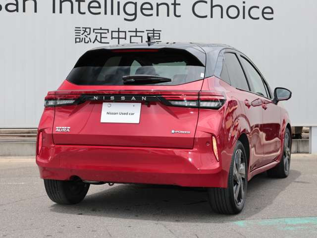 ノートオーラ1.2 G レザーエディション