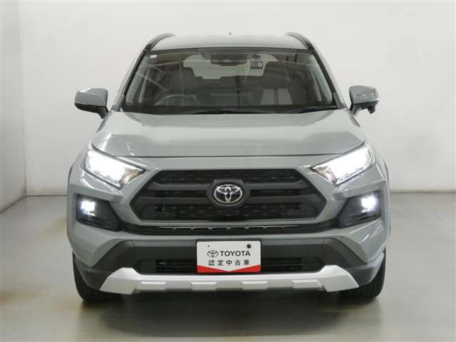 RAV42.0 アドベンチャー 4WD