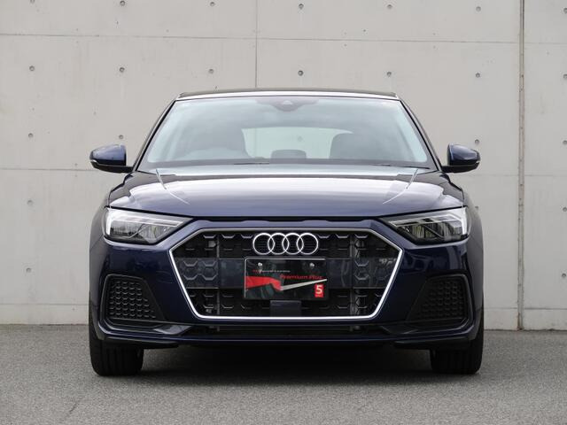 A1スポーツバック25 TFSI アドバンスド