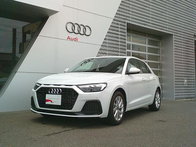 A1スポーツバック25 TFSI アドバンスド