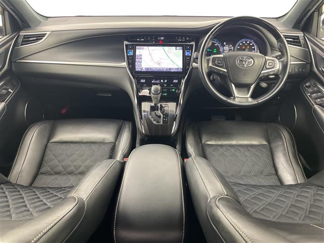 ハリアー2.5 ハイブリッド E-Four プレミアム 4WD