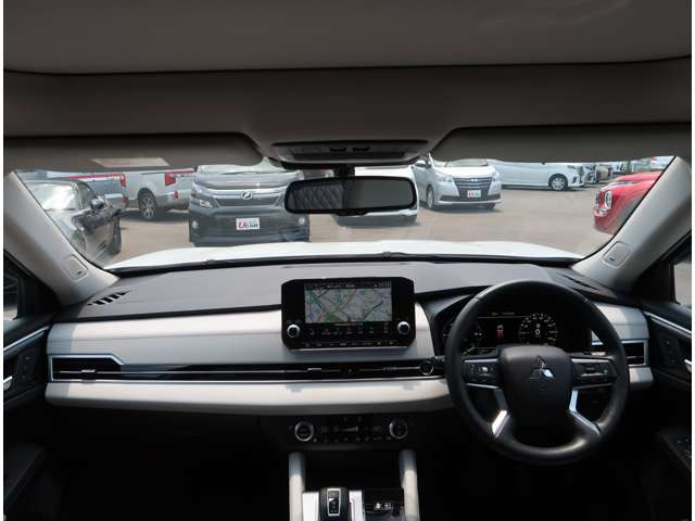 アウトランダーPHEV 2.4 P 4WD