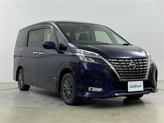 セレナ2.0 ハイウェイスターV 4WD