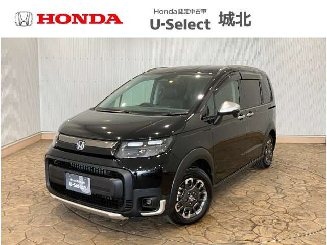 フリード1.5 e:HEV クロスター 4WD