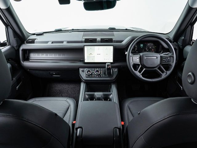 ディフェンダー110 S 3.0L D350 ディーゼル 4WD