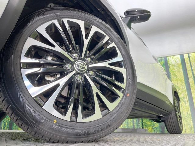 �y�����A���~�z�C�[���z�O�ςɃ}�b�`���������A���~�z�C�[���𑕒����Ă���܂��B�e��ЊO�A���~�z�C�[����A�X�^�b�h���X�^�C�����戵�����Ă���܂��B���񂲑��k����������