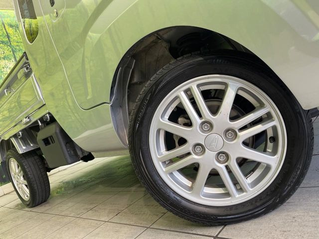�y����14�C���`�A���~�z�C�[���z�O�ςɃ}�b�`���������A���~�z�C�[���𑕒����Ă���܂��B�e��ЊO�A���~�z�C�[����A�X�^�b�h���X�^�C�����戵�����Ă���܂��B���񂲑��k����������