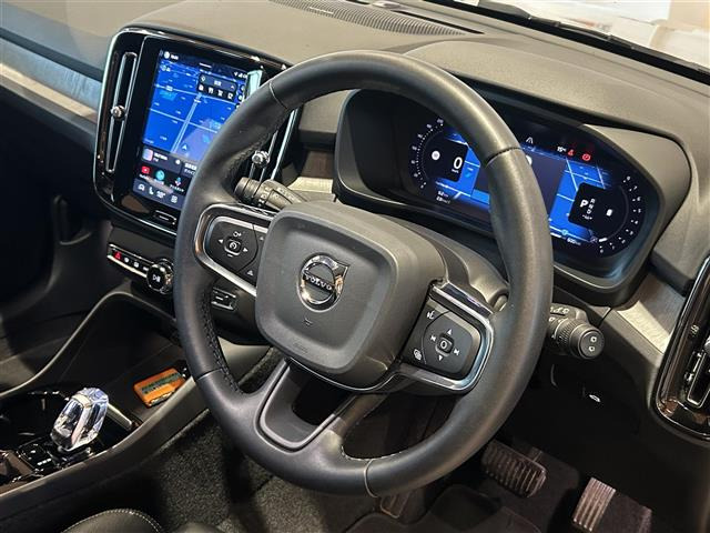 XC40アルティメット B4 AWD 4WD