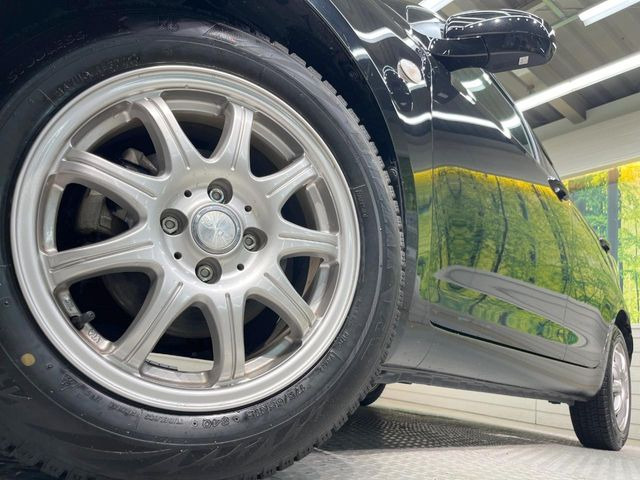 �y15�C���`�A���~�z�C�[���z�O�ςɃ}�b�`�����A���~�z�C�[���𑕒����Ă���܂��B�e��A���~�z�C�[����A�X�^�b�h���X�^�C�����戵�����Ă���܂��B���񂲑��k����������