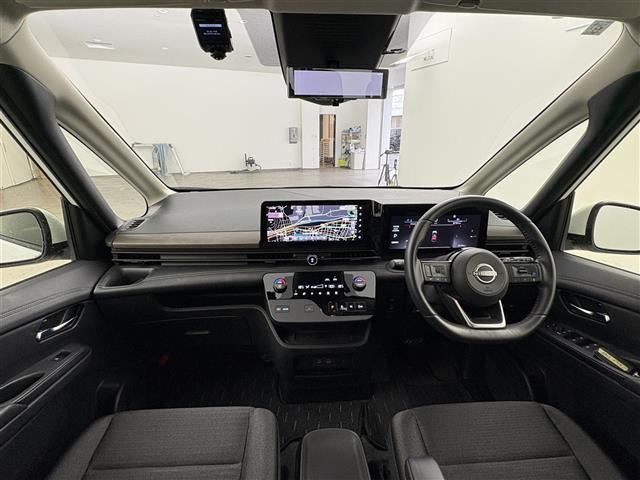セレナ1.4 e-POWER ハイウェイスターV