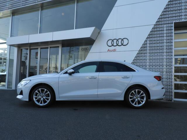 A3セダン30 TFSI アドバンスド