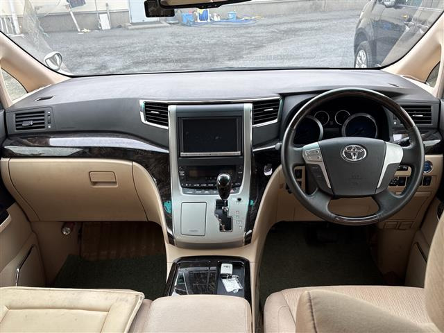 アルファードハイブリッド 2.5 G E-Four 4WD