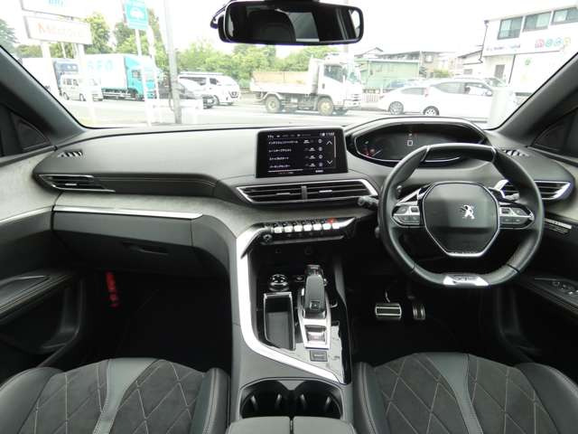 5008GT ブルーHDi ディーゼル