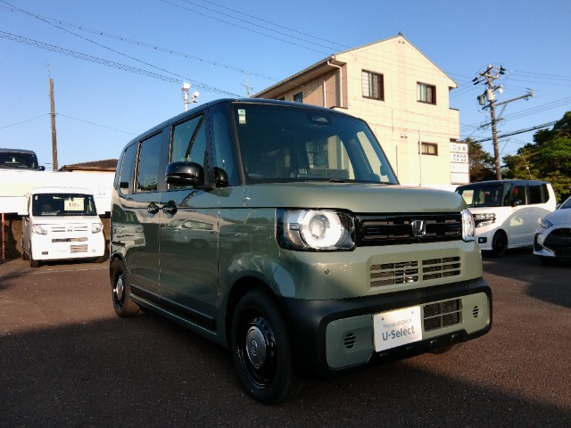 N-BOXジョイ 2トーン