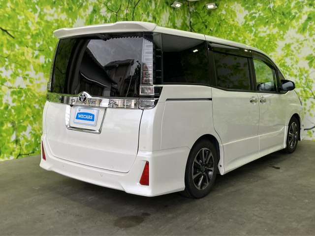 ヴォクシー2.0 ZS 煌III