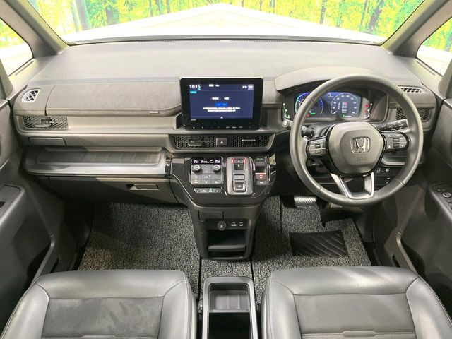 ステップワゴン2.0 e:HEV スパーダ プレミアムライン