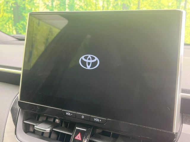 �y10.5�C���` �f�B�X�v���C�I�[�f�B�I�z���ʂ̃f�B�X�v���C��AppleCarPlay��AndroidAuto�����p�\�B�傫�ȉ�ʂŃX�}�z�i�r�A�v���������p���������܂���