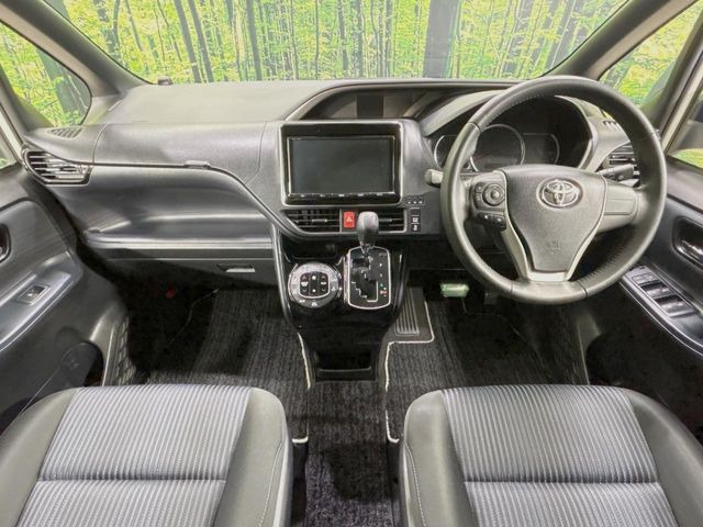 ヴォクシー2.0 ZS 煌II